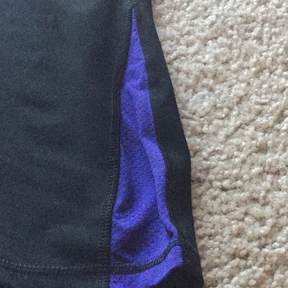 Women’s work out leggings - Picture 3 of 5